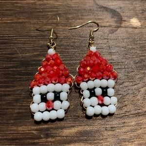 Festive Santa‎ Beaded Earrings